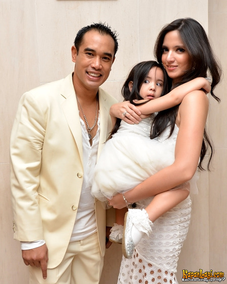 Nia Ramadhani : © kapanlagi.com